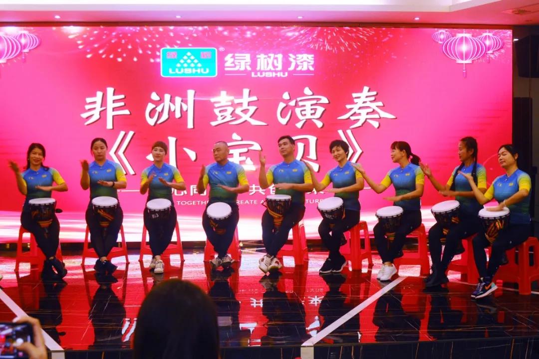 亞洲第一狼人伊人av