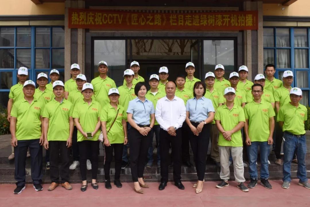 亞洲第一狼人伊人av