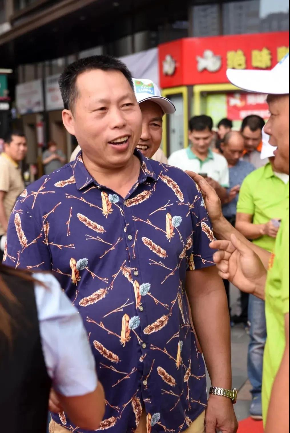 亞洲第一狼人伊人av