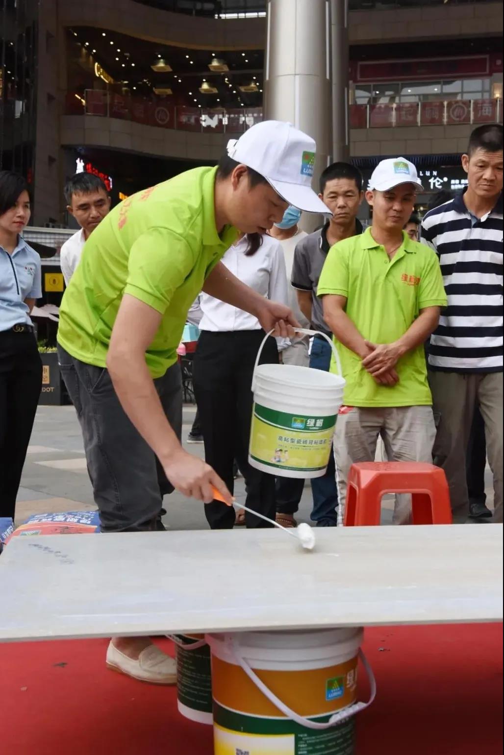 亞洲第一狼人伊人av